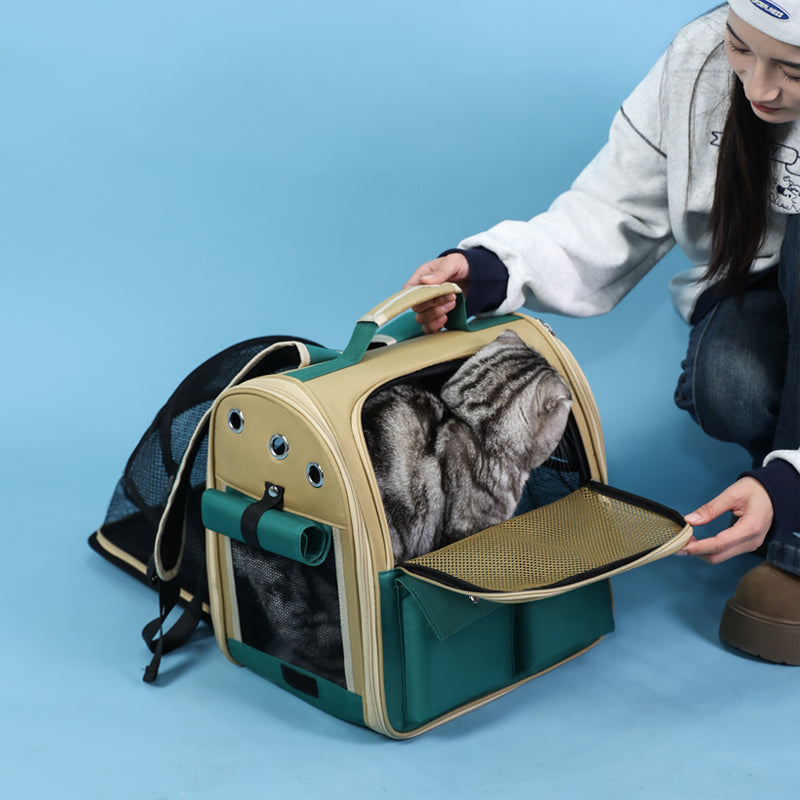 The Puff & Peek Expandable Pet Pack