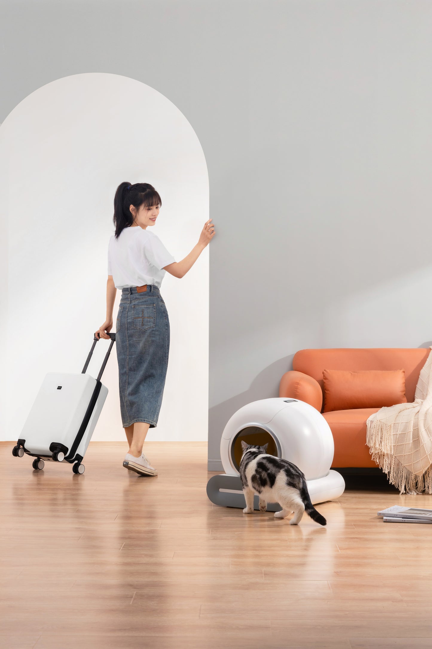 AuraLitter Pro - Intelligent Self-Cleaning Cat Litter Box